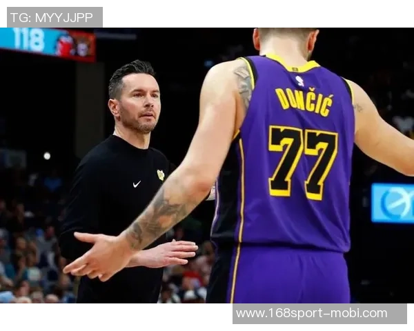 雷迪克强调防守体系的重要性每位球员需在每个回合全力以赴